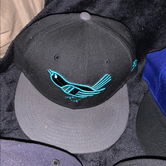 Men caps - Picture 5 of 7